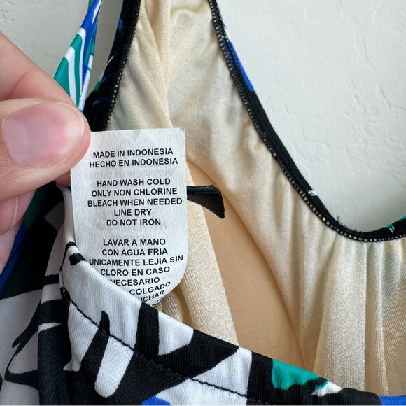 Maxine Of Hollywood Swim One Piece Blue Green Black White Tropical Leah NWT - Picture 7 of 13